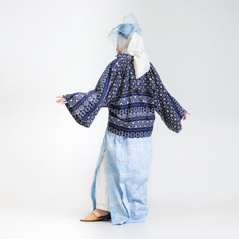 Billow Crop Jacket Batik