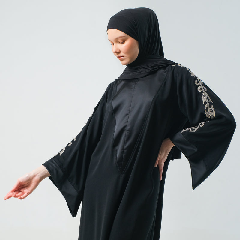 Abaya Sumayyah Black - Embroidery Cream