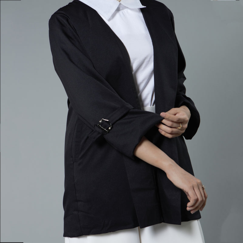 Sanaya Outer Black