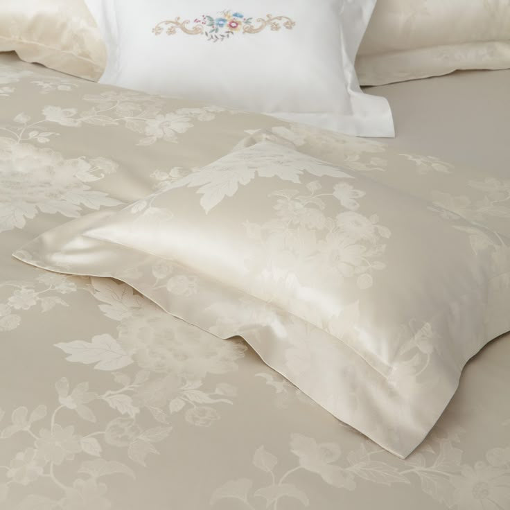 Pillow case silk 30 x 30 cm