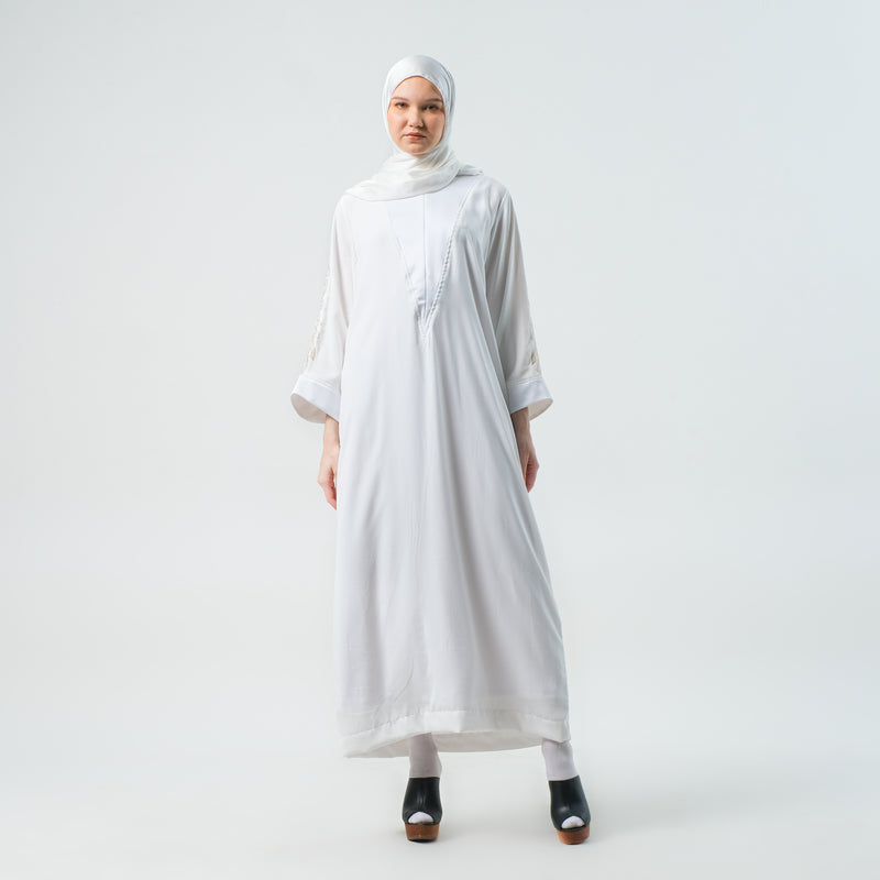 Abaya Sumayyah White - Embroidery Cream