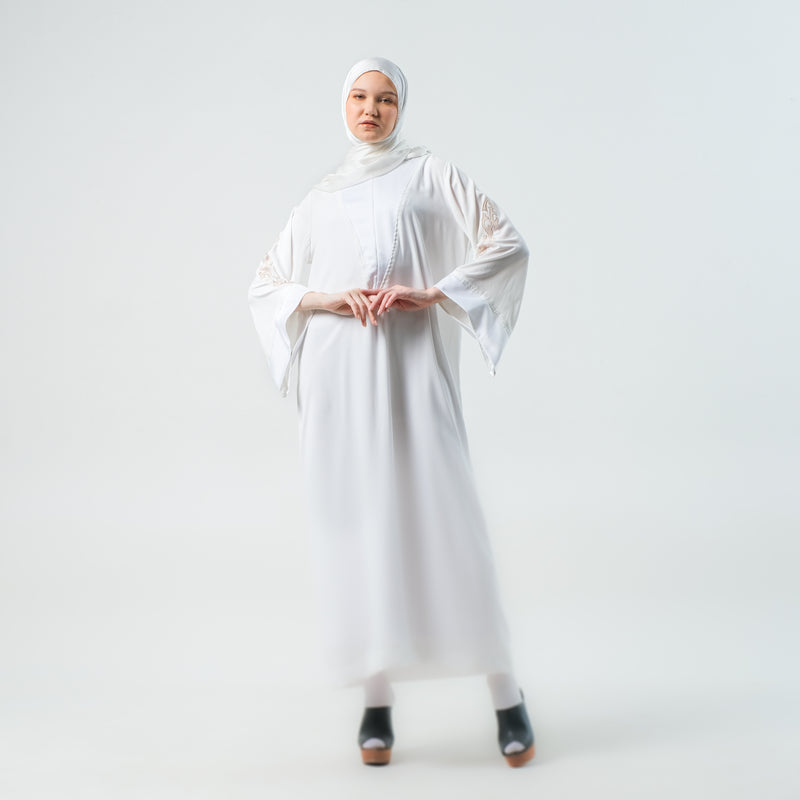 Abaya Sumayyah White - Embroidery Cream